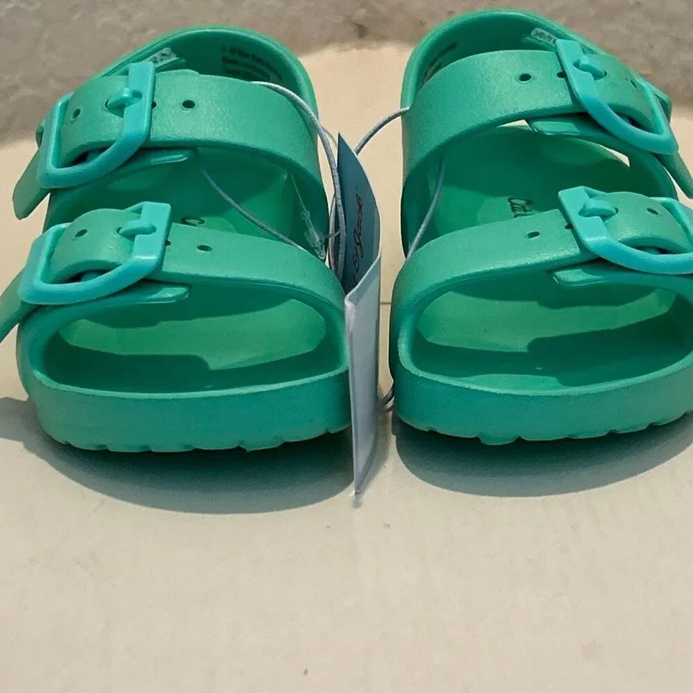 Cat & Jack Size 5 Strap Back Jelly Sandals Kelly Green Summer Beach Pool NWT